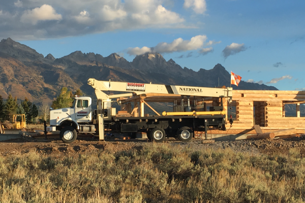 26-ton National Boom Truck  (All Wheel Drive) 103' Hydraulic Stick